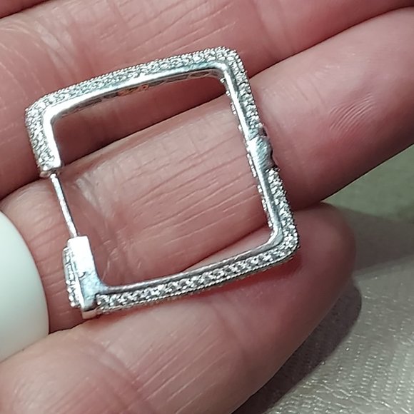 Suzy Lavian Sterling Square CZ earing (Single) - Picture 7 of 12